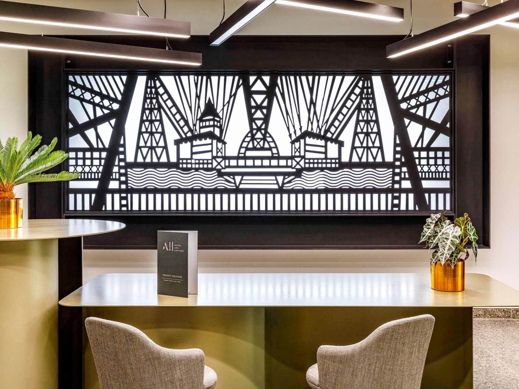 Mercure Newport المظهر الخارجي الصورة