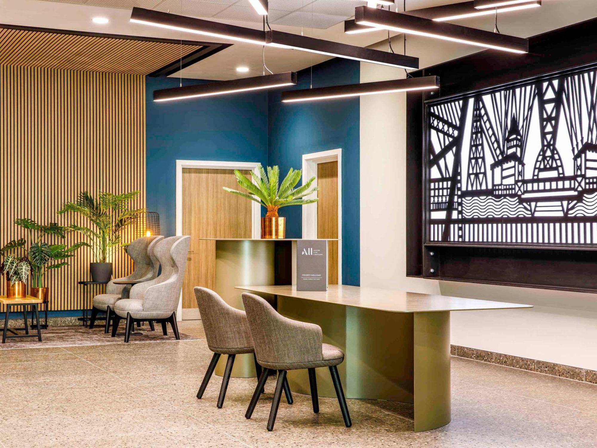 Mercure Newport المظهر الخارجي الصورة